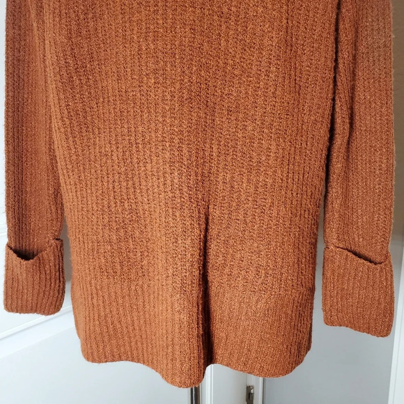 NWT Plus Size Nine West V-Neck Stitch Front Tunic Sweater - Picture 13 of 13